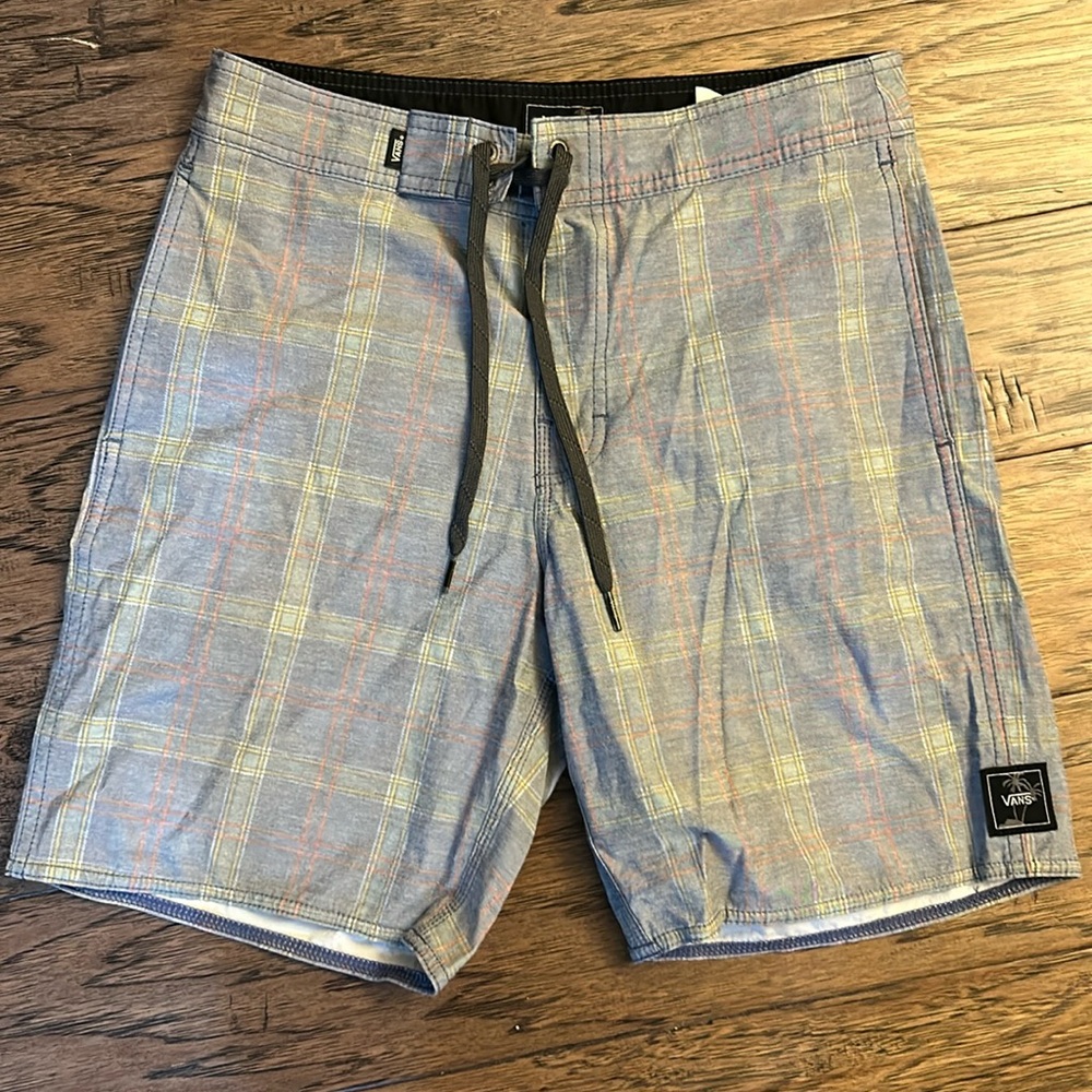 Vans size 28 men’s board shorts